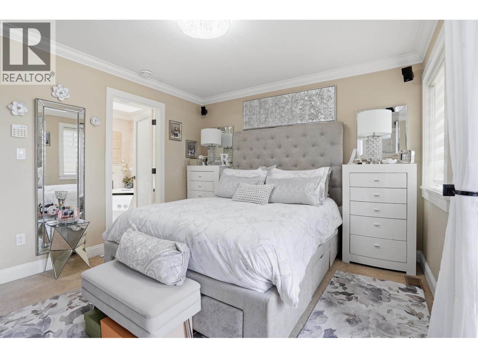 5957 Forglen Drive, Burnaby, British Columbia  V5H 3L4 - Photo 16 - R3097092