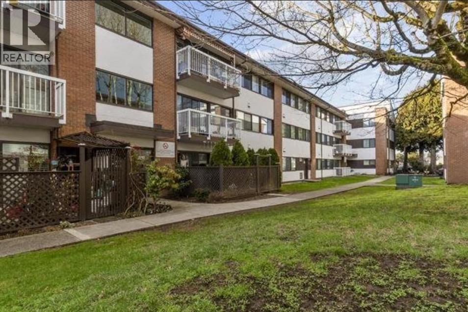 302 8020 RYAN ROAD, Richmond, British Columbia