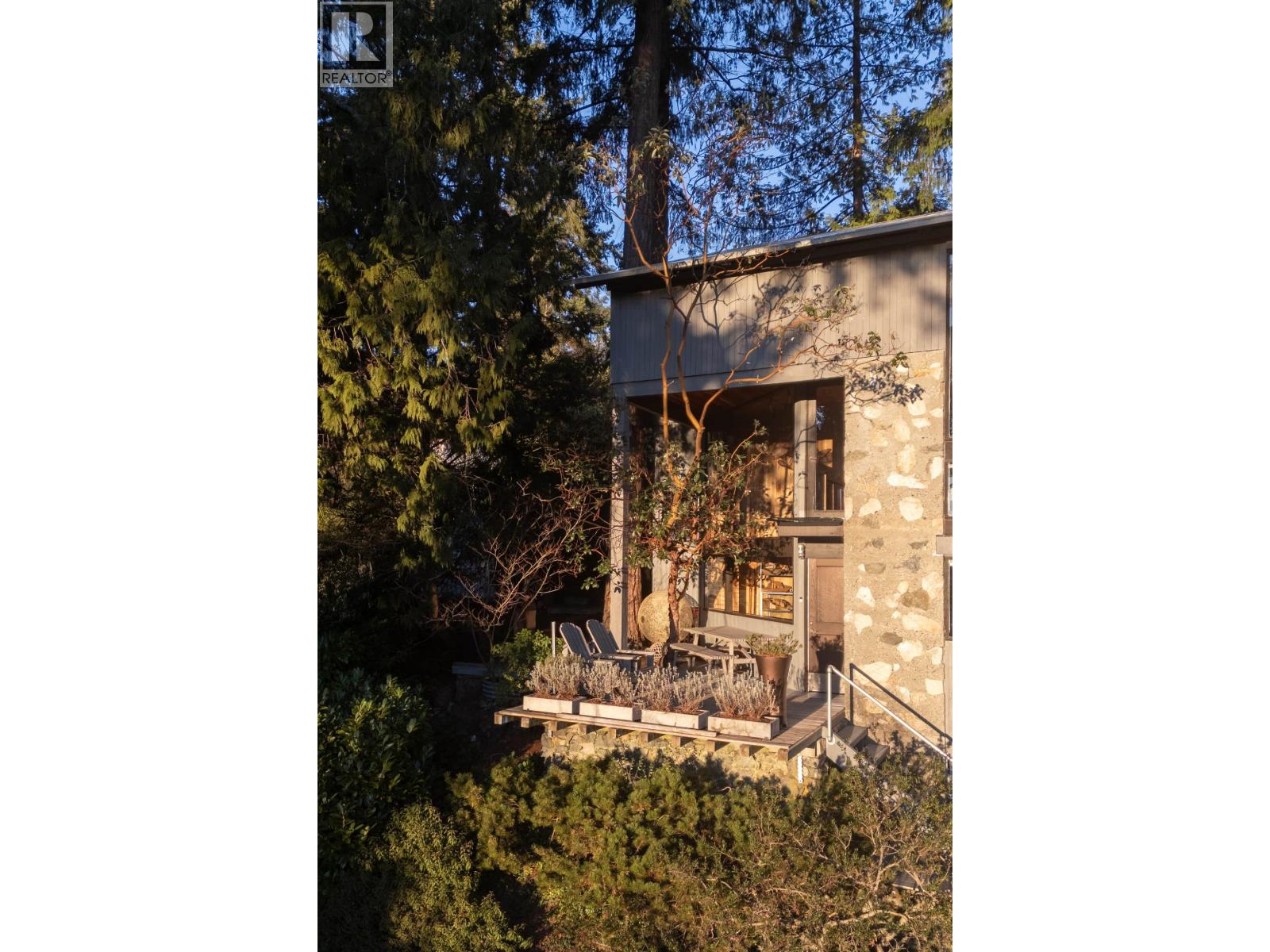 5757 Telegraph Trail, West Vancouver, British Columbia  V7W 1R5 - Photo 6 - R3097114