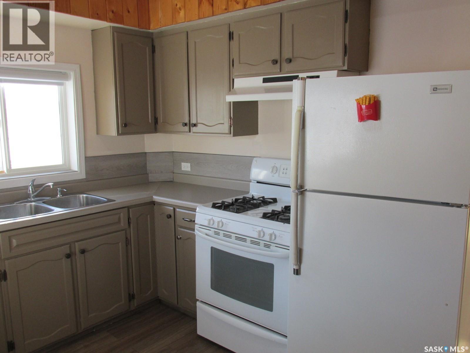 901 2nd Street W, Nipawin, Saskatchewan  S0E 1E0 - Photo 8 - SK028419