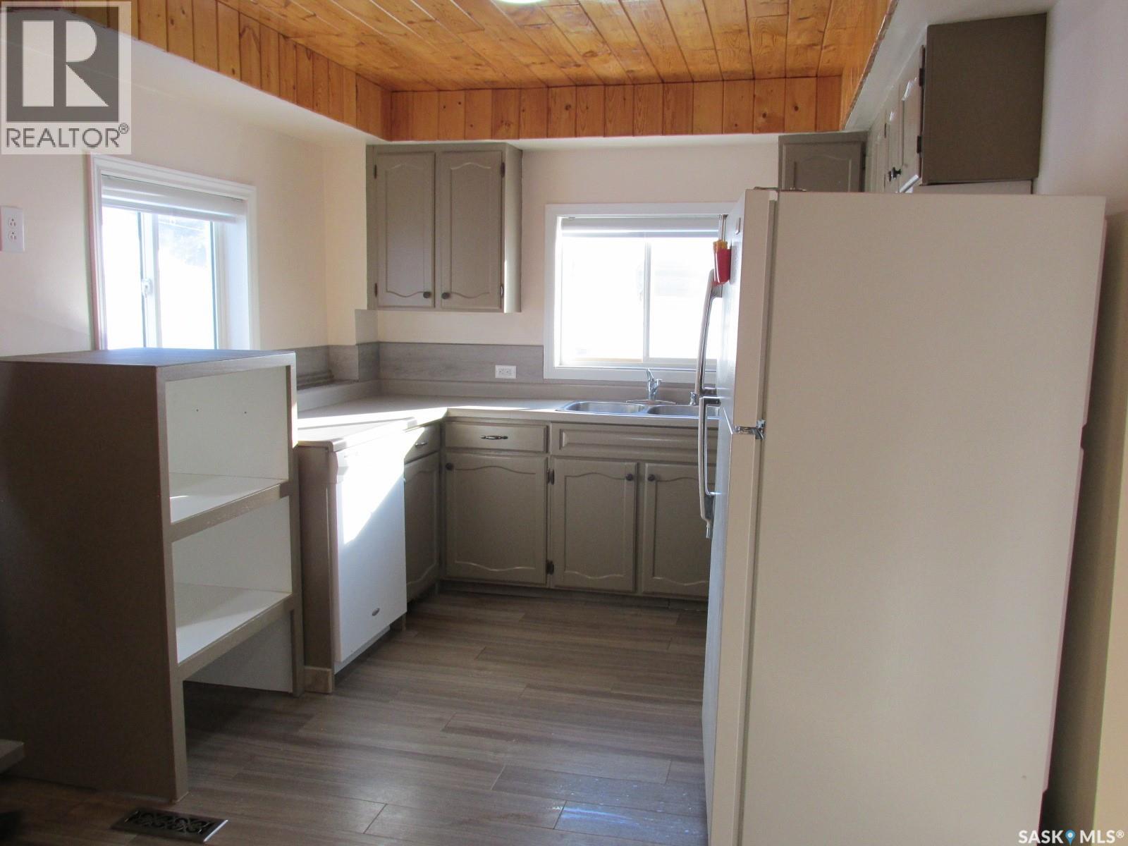 901 2nd Street W, Nipawin, Saskatchewan  S0E 1E0 - Photo 6 - SK028419