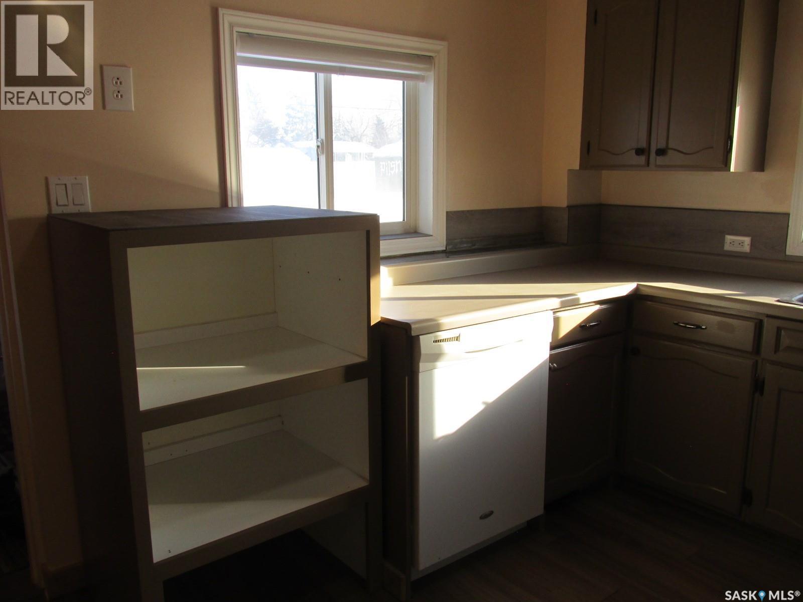 901 2nd Street W, Nipawin, Saskatchewan  S0E 1E0 - Photo 7 - SK028419