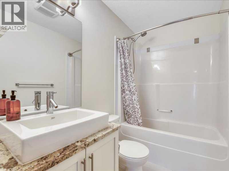 201 Rainbow Falls Glen, Chestermere, Alberta  T1X 0S6 - Photo 43 - A2274370