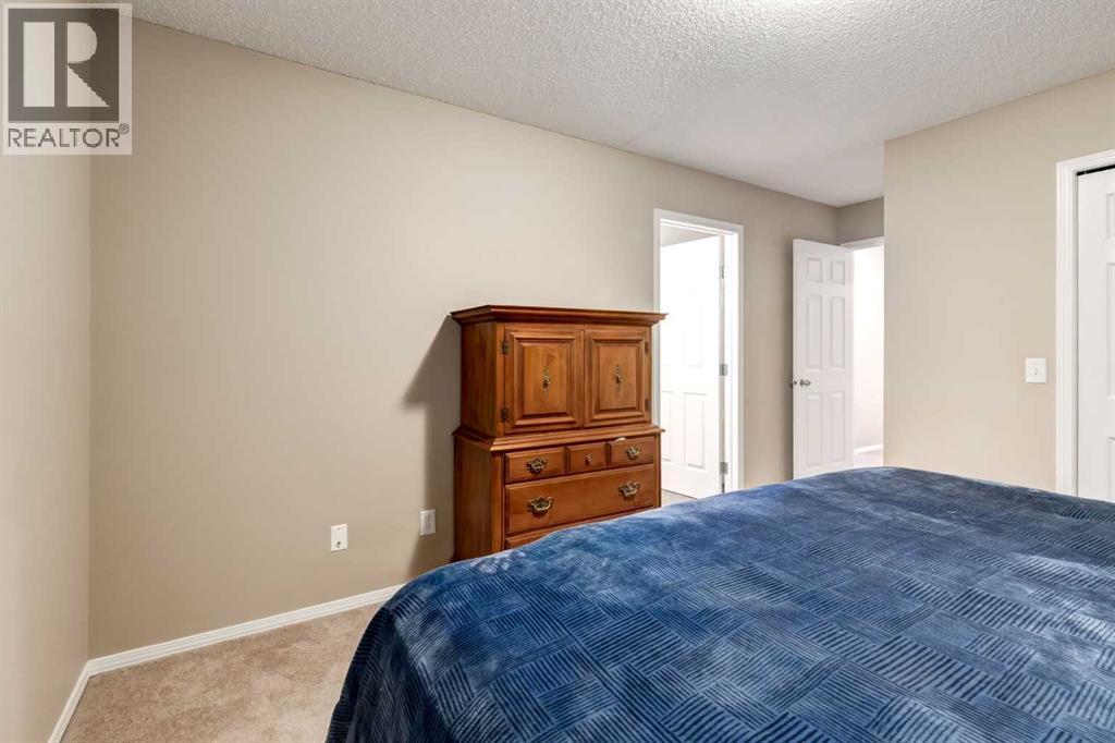 142 Eversyde Common Sw, Calgary, Alberta  T2Y 4Z6 - Photo 17 - A2284511