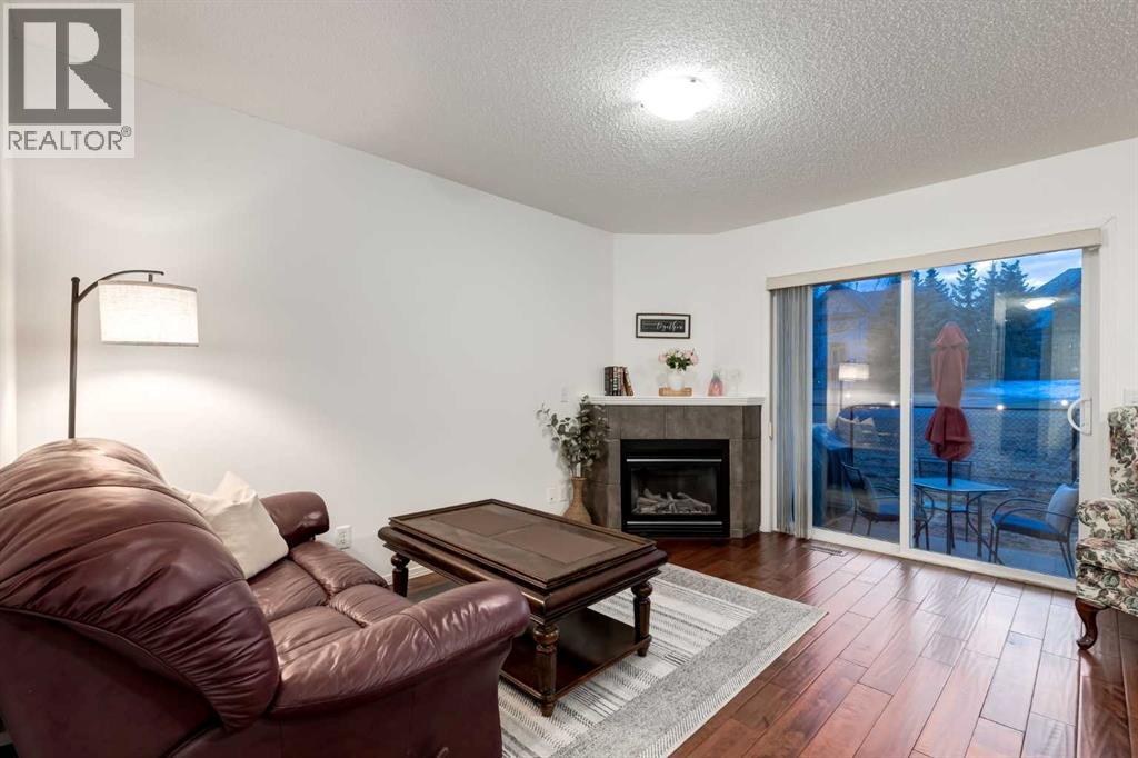142 Eversyde Common Sw, Calgary, Alberta  T2Y 4Z6 - Photo 4 - A2284511