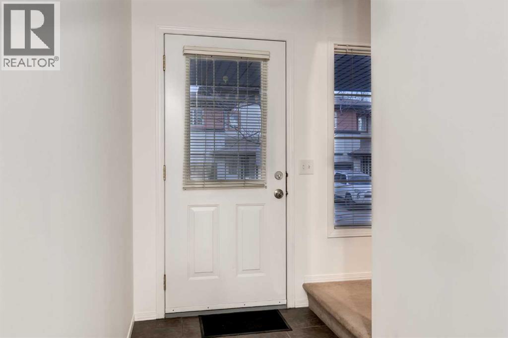 142 Eversyde Common Sw, Calgary, Alberta  T2Y 4Z6 - Photo 3 - A2284511