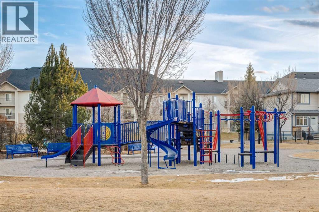 142 Eversyde Common Sw, Calgary, Alberta  T2Y 4Z6 - Photo 39 - A2284511