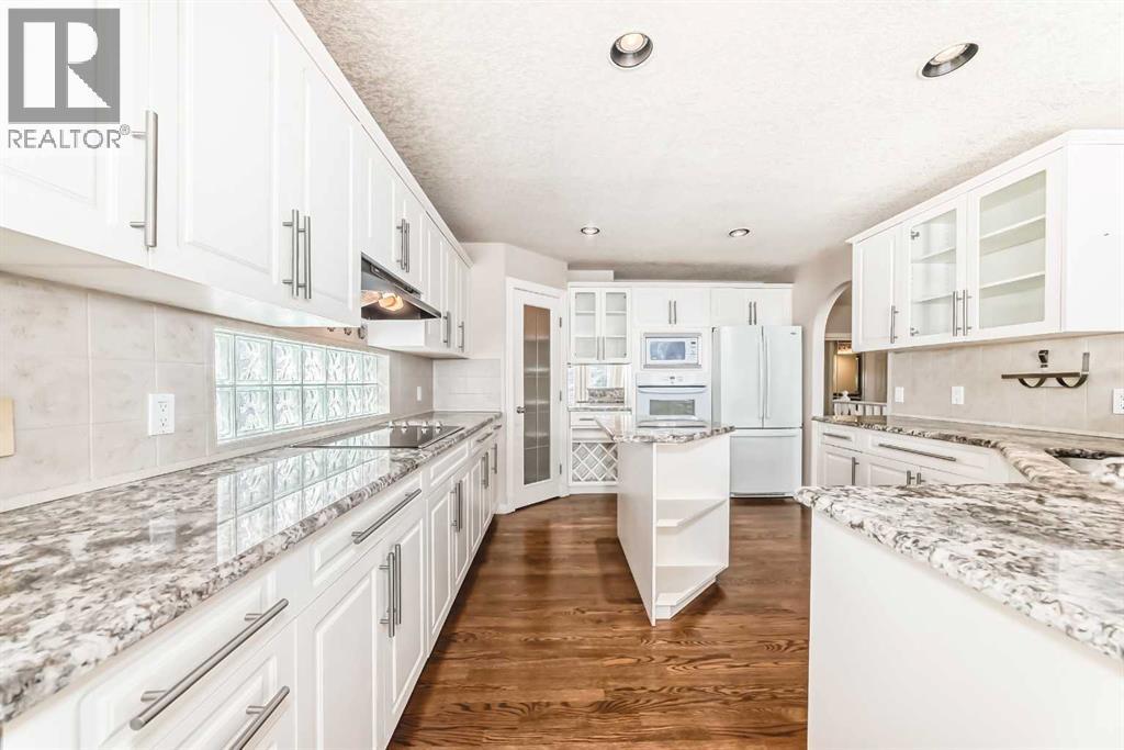 256 Evergreen Court Sw, Calgary, Alberta  T2Y 2X5 - Photo 5 - A2287912