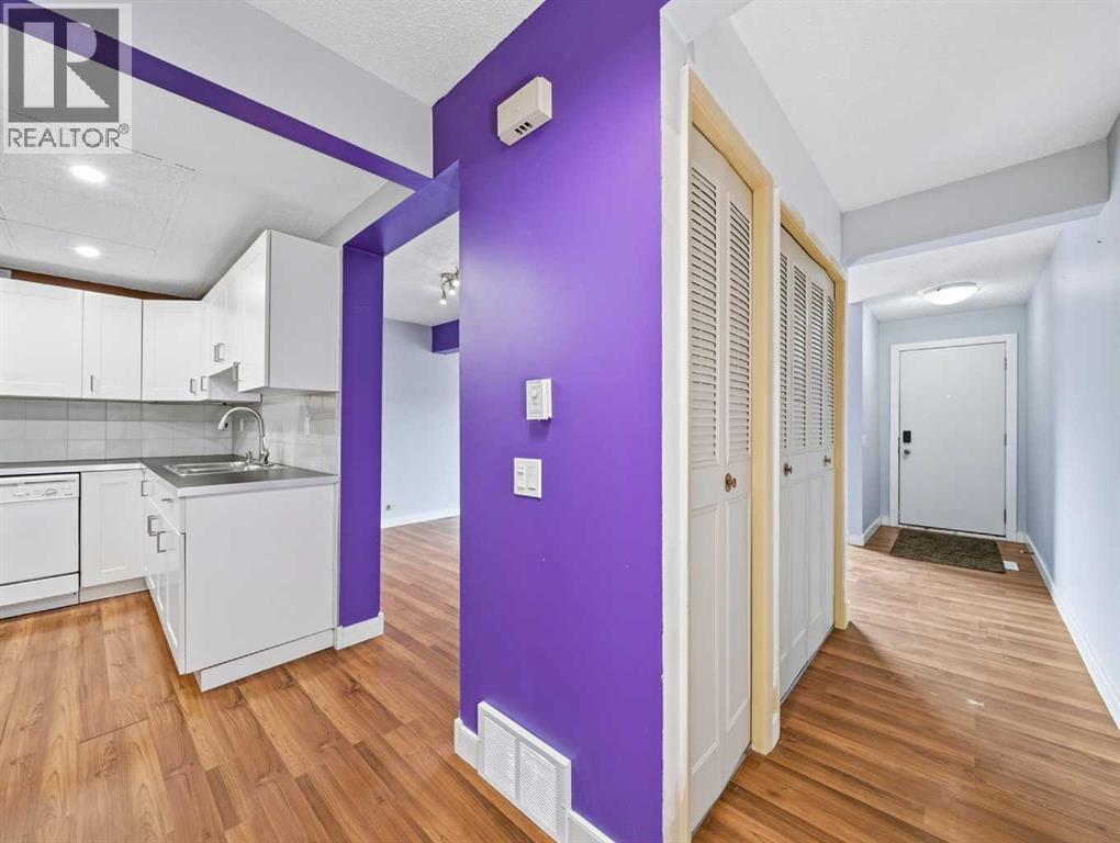 125, 330 Canterbury Drive Sw, Calgary, Alberta  T2W 1H6 - Photo 9 - A2288671