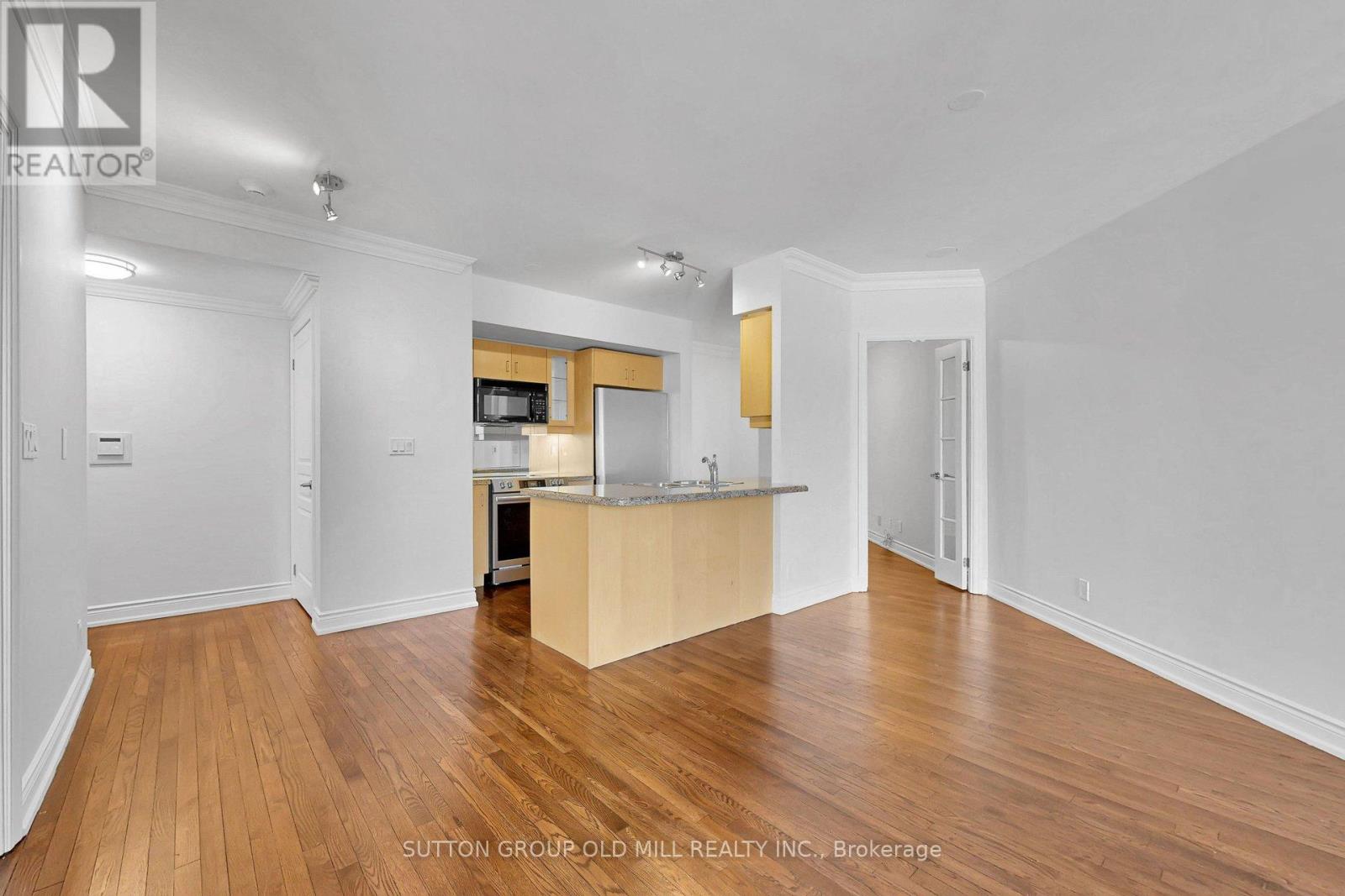 710 - 10 Delisle Avenue, Toronto (Yonge-St. Clair), Ontario  M4V 3C6 - Photo 18 - C12856792