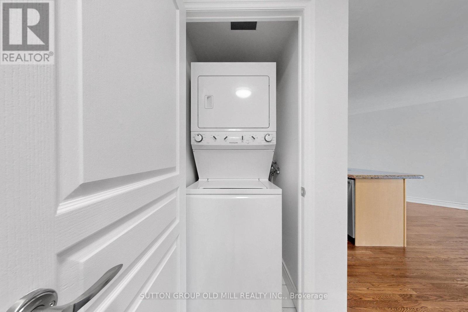 710 - 10 Delisle Avenue, Toronto (Yonge-St. Clair), Ontario  M4V 3C6 - Photo 6 - C12856792