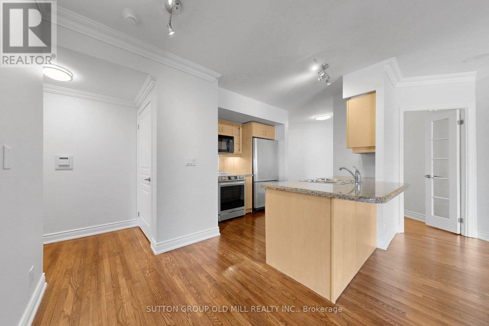 710 - 10 Delisle Avenue, Toronto (Yonge-St. Clair), Ontario  M4V 3C6 - Photo 8 - C12856792