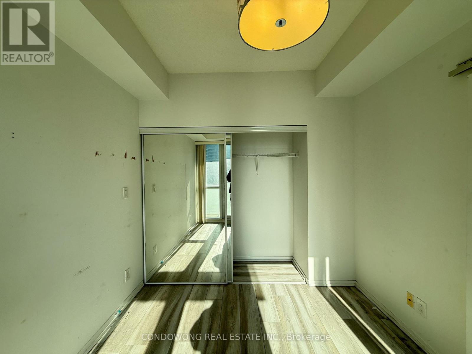 1710 - 65 Bremner Boulevard, Toronto, Ontario  M5J 0A7 - Photo 8 - C12856800