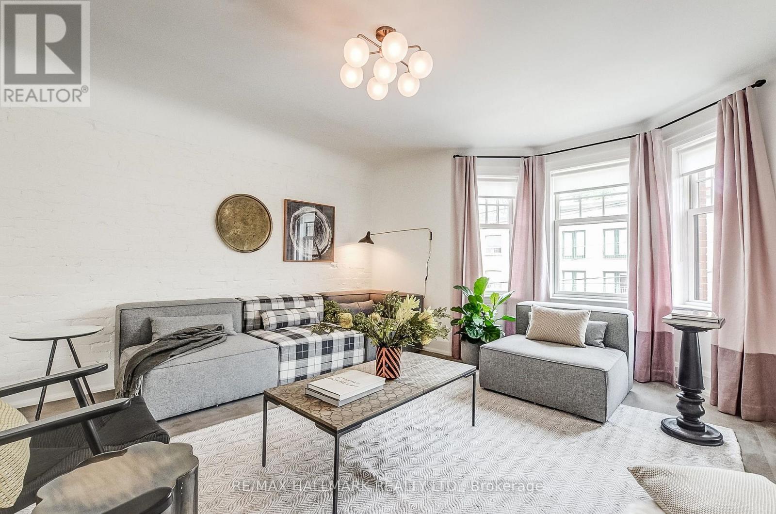 2a - 795 College Street, Toronto (Trinity-Bellwoods), Ontario  M6G 1C7 - Photo 2 - C12856806