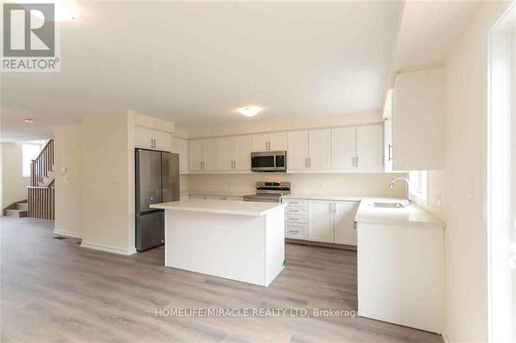 1431 Bradenton Path, Oshawa, Ontario  L1K 1A9 - Photo 4 - E12856828