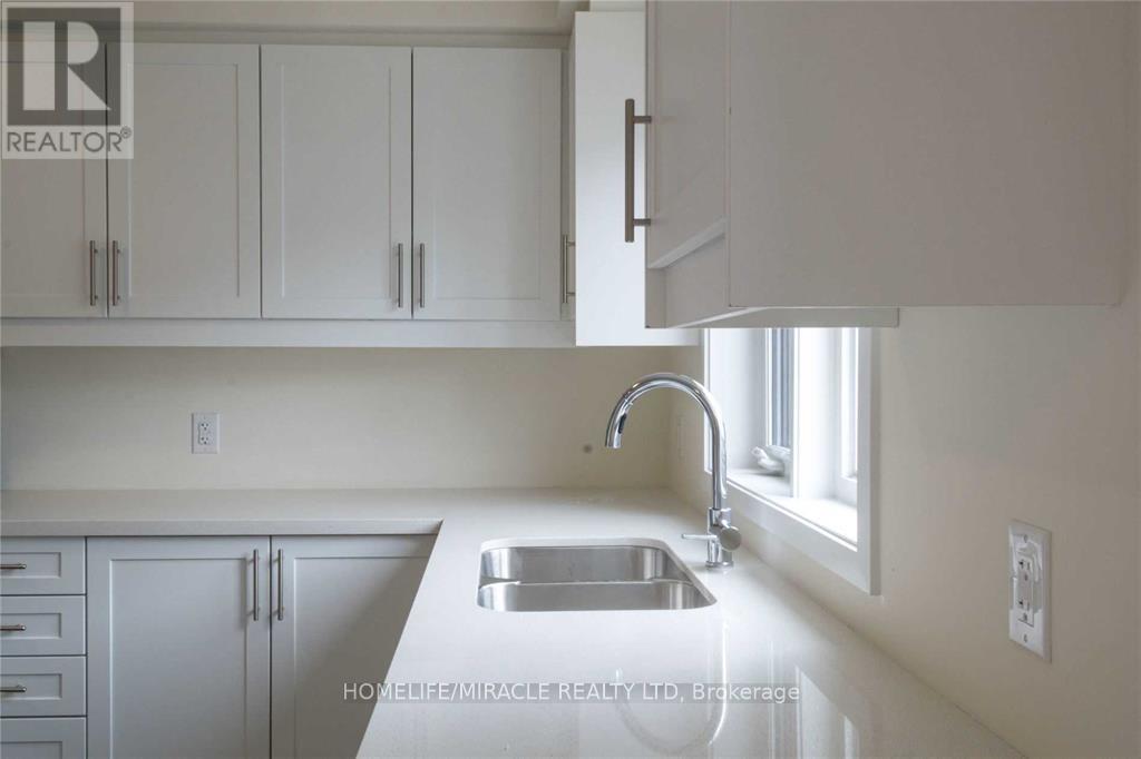 1431 Bradenton Path, Oshawa, Ontario  L1K 1A9 - Photo 6 - E12856828