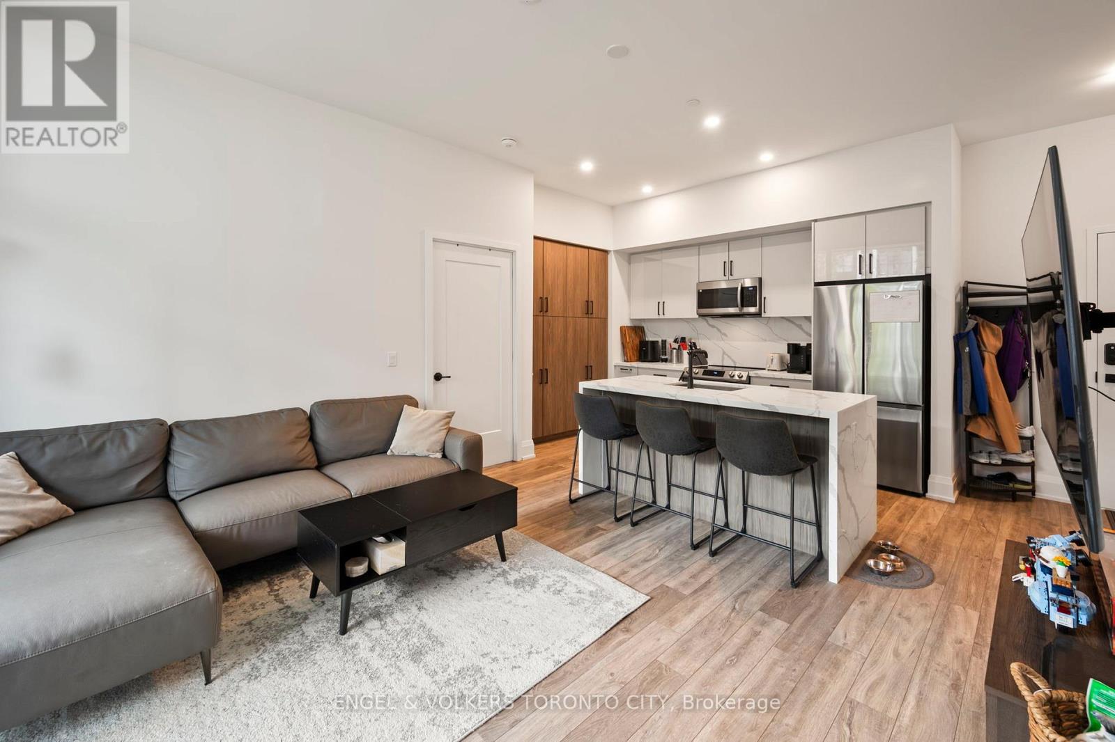 128 - 415 Sea Ray Avenue, Innisfil, Ontario  L9S 2P7 - Photo 7 - N12856770