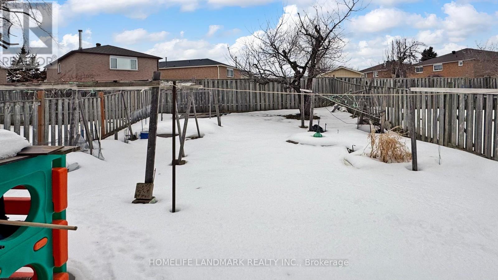 121 Digby Crescent, Markham, Ontario  L3R 7H4 - Photo 49 - N12856794