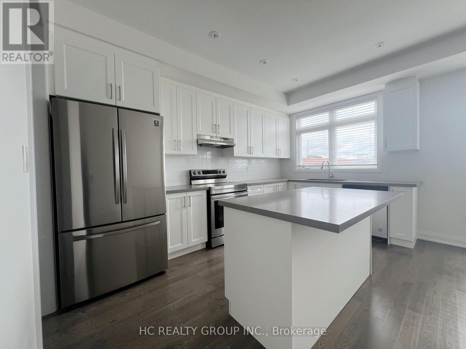 142 Moneypenny Place, Vaughan, Ontario  L4J 0L1 - Photo 9 - N12856846