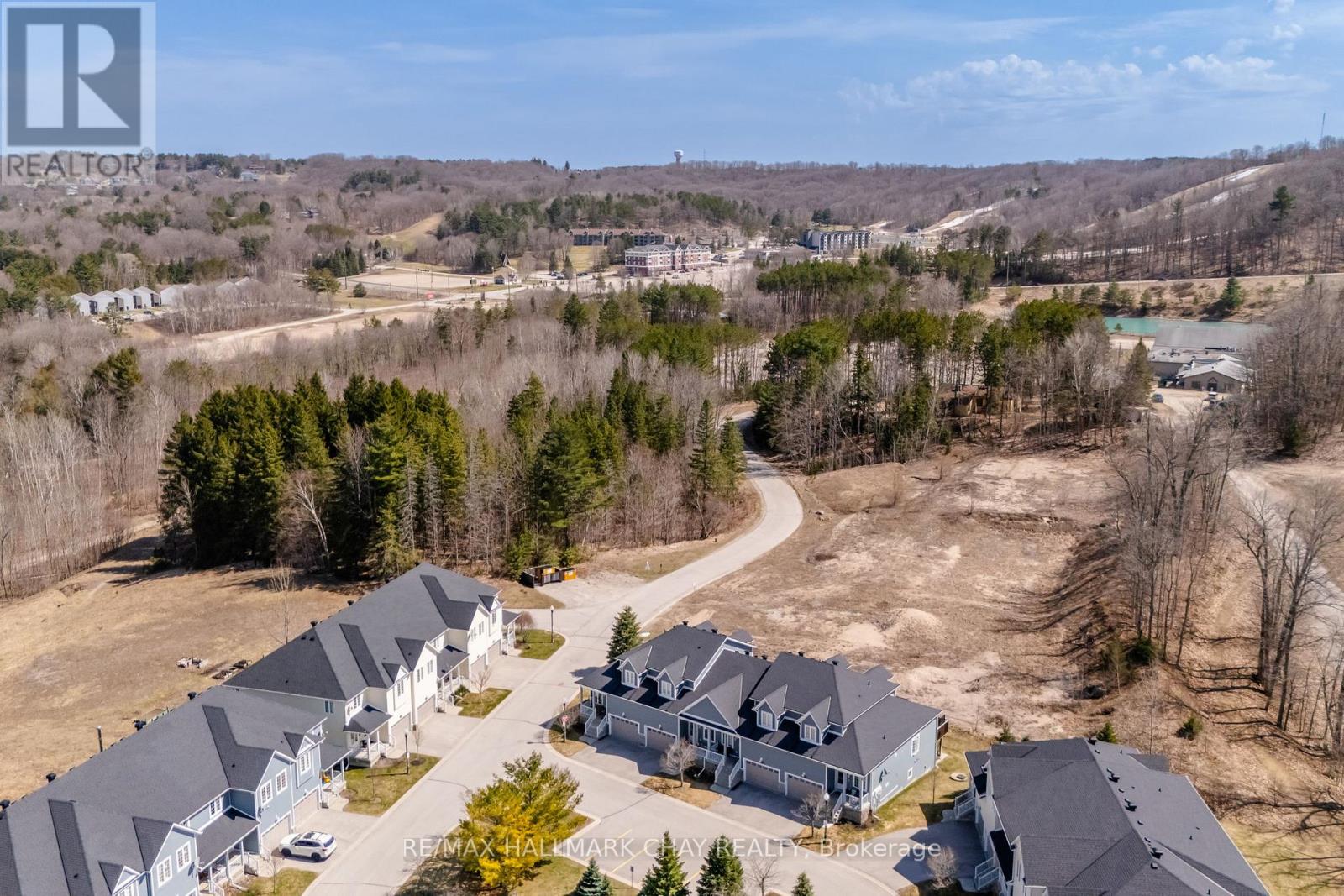 57 High Vista Drive, Oro-Medonte (Horseshoe Valley), Ontario  L4M 4Y8 - Photo 3 - S12856784