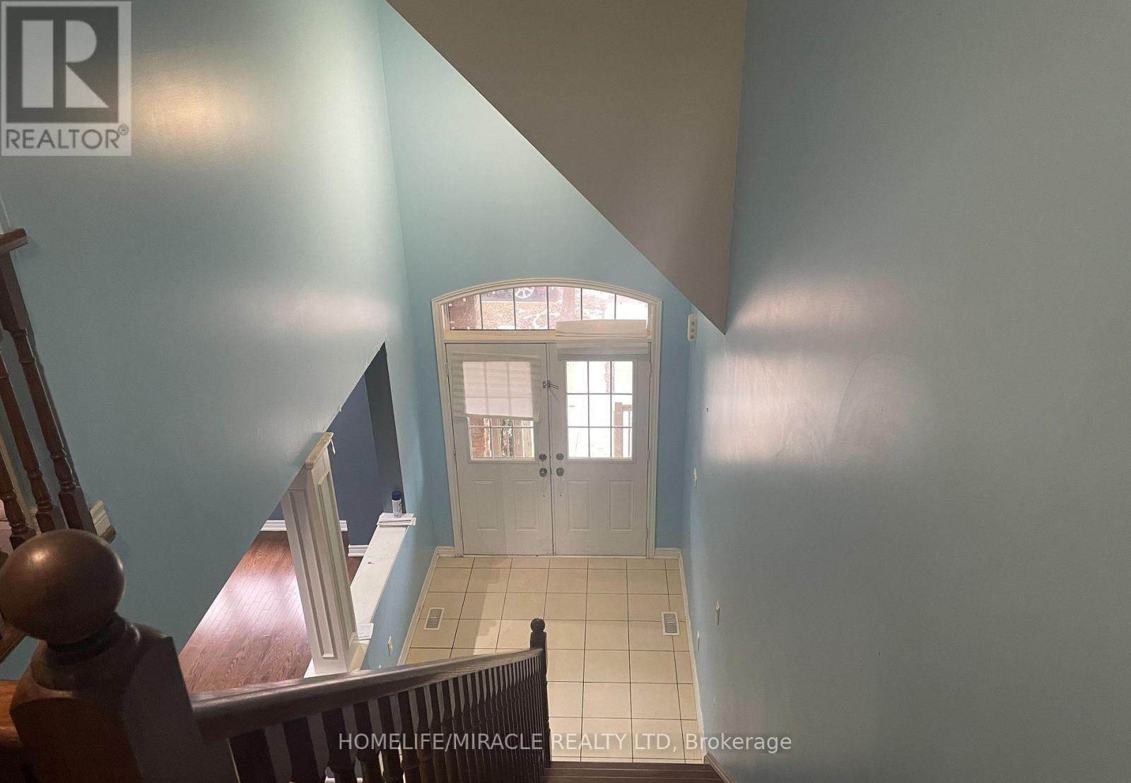 46 Naperton Drive, Brampton, Ontario  L6R 0Z7 - Photo 13 - W12856848