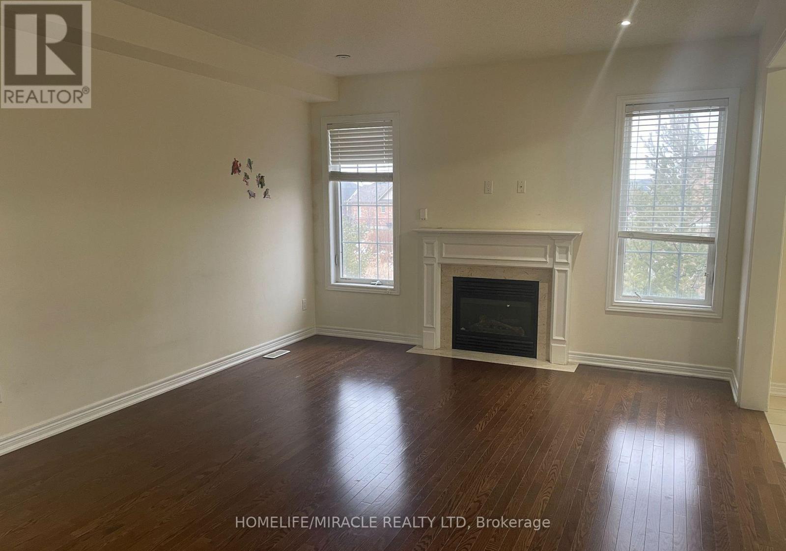 46 Naperton Drive, Brampton, Ontario  L6R 0Z7 - Photo 8 - W12856848