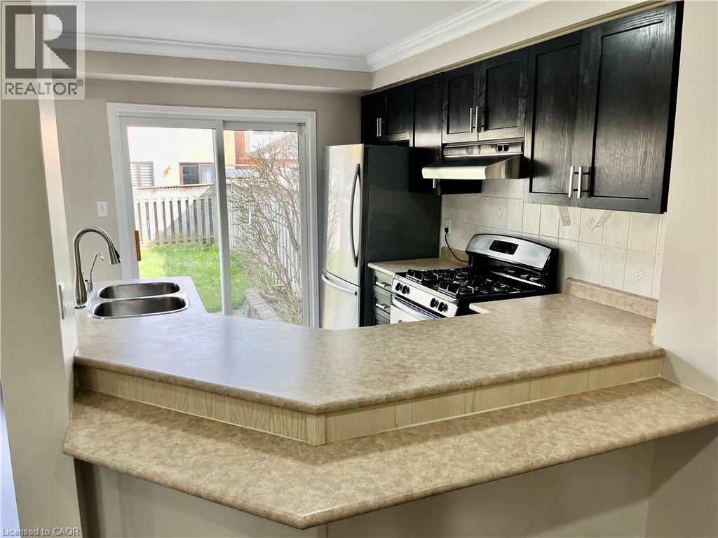 3248 Apricot Street, Mississauga, Ontario  L5N 8A8 - Photo 3 - 40810067