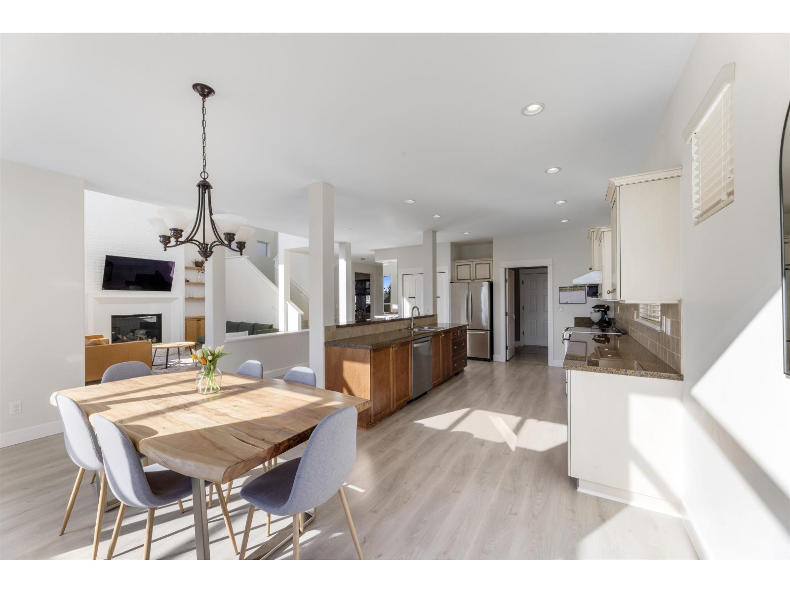 20518 67b Avenue, Langley, British Columbia  V2Y 3E1 - Photo 7 - R3094423