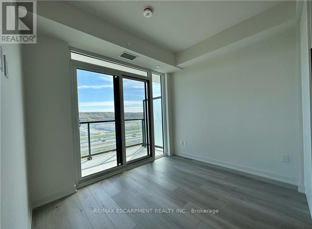 1112 - 385 Winston Road, Grimsby, Ontario  L8M 0J2 - Photo 4 - X12856772