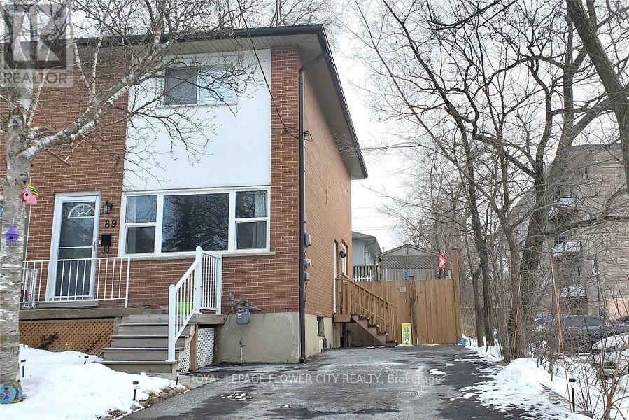 89 Barbara Crescent, Kitchener, Ontario  N2M 4N3 - Photo 4 - X12856804