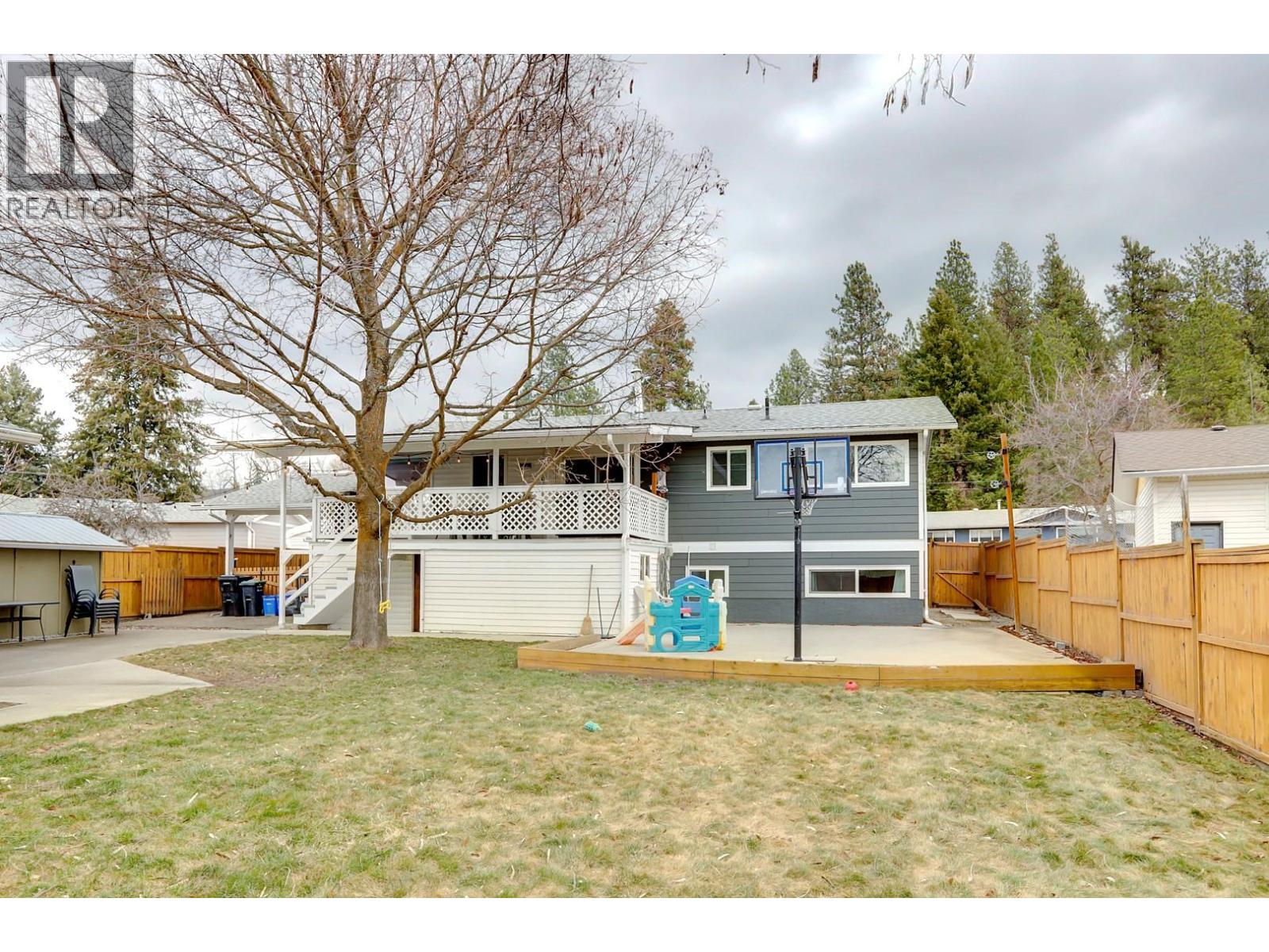 4504 16 Street, Vernon, British Columbia  V1T 3Y3 - Photo 3 - 10377363