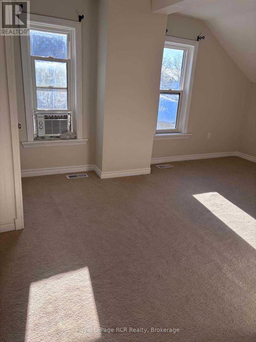 115 Frederick Street, Wellington North (Arthur), Ontario  N0G 1A0 - Photo 13 - X12856888