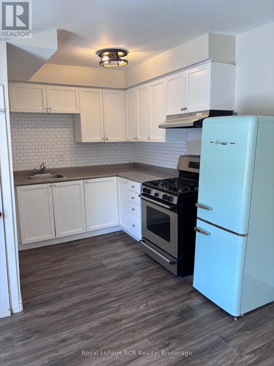 115 Frederick Street, Wellington North (Arthur), Ontario  N0G 1A0 - Photo 7 - X12856888