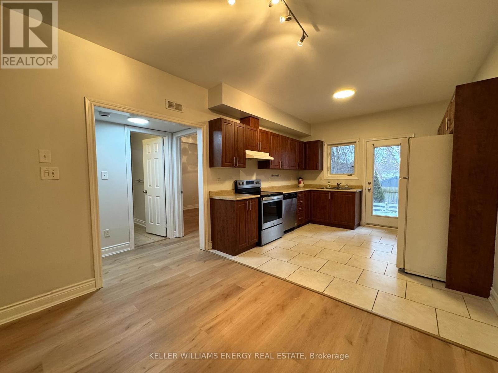 Basement - 343 Pine Avenue, Oshawa (Vanier), Ontario  L1J 2H6 - Photo 5 - E12854030