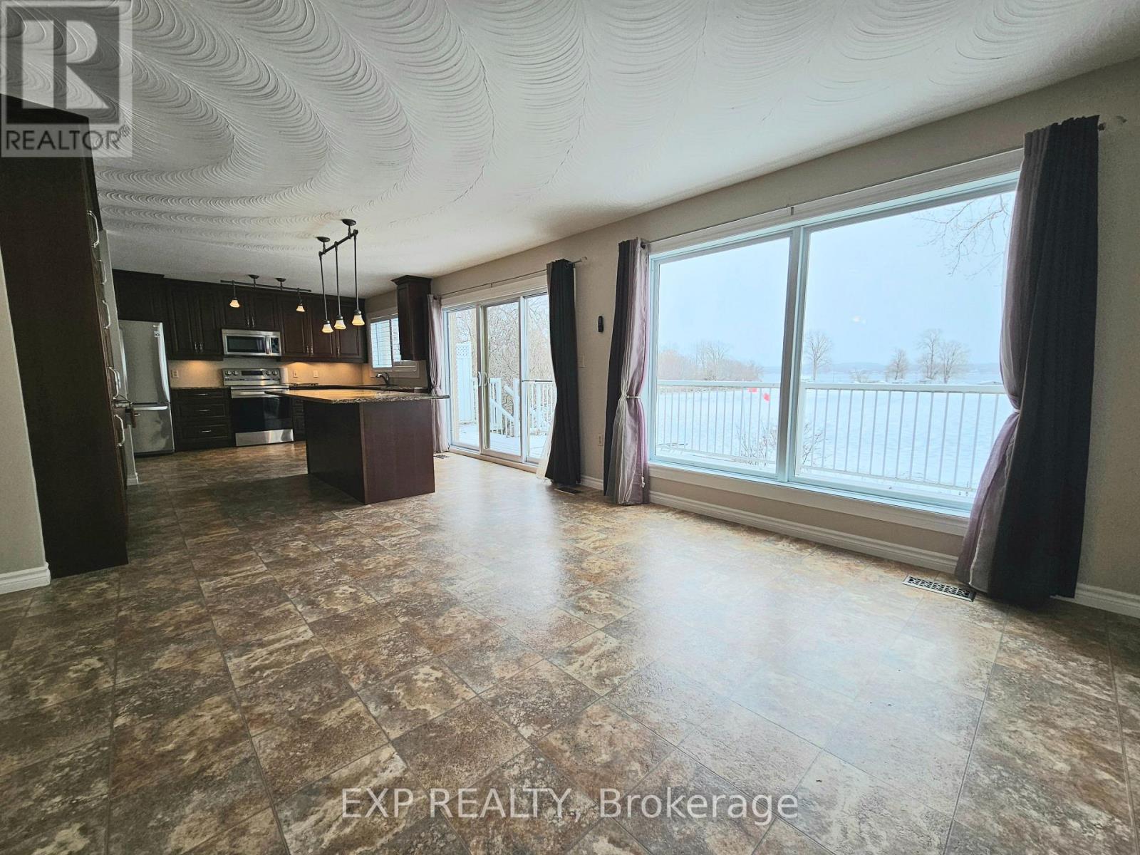 210 Main Street, Deseronto (Deseronto (Town)), Ontario  K0K 1X0 - Photo 5 - X12856950