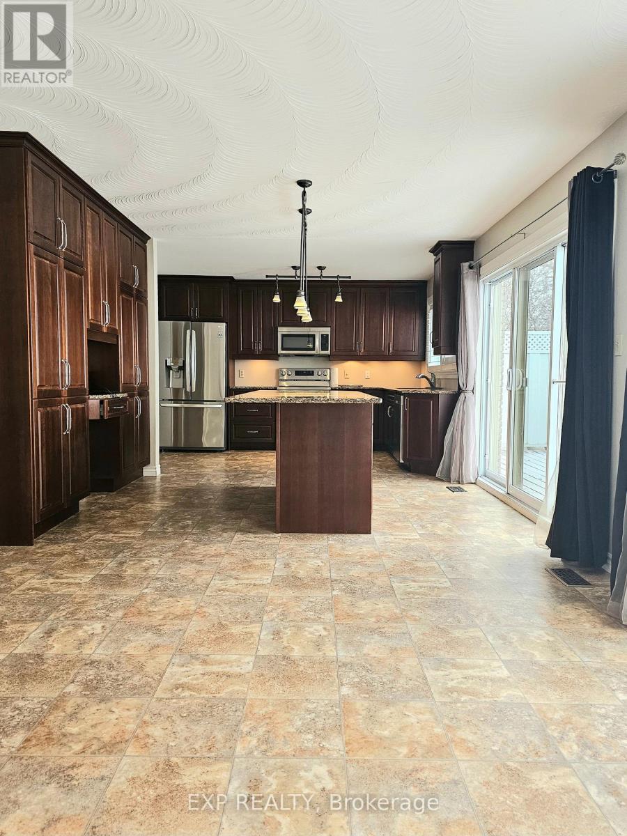 210 Main Street, Deseronto (Deseronto (Town)), Ontario  K0K 1X0 - Photo 6 - X12856950