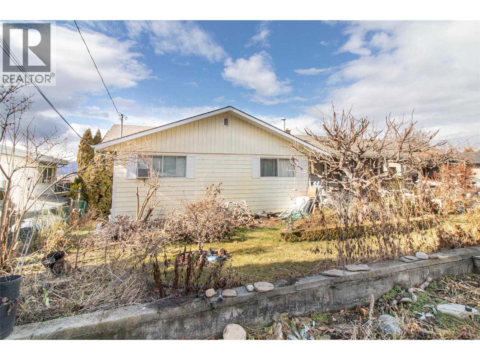 1150 Graf Road, Kelowna, British Columbia  V1Y 7R1 - Photo 2 - 10378163