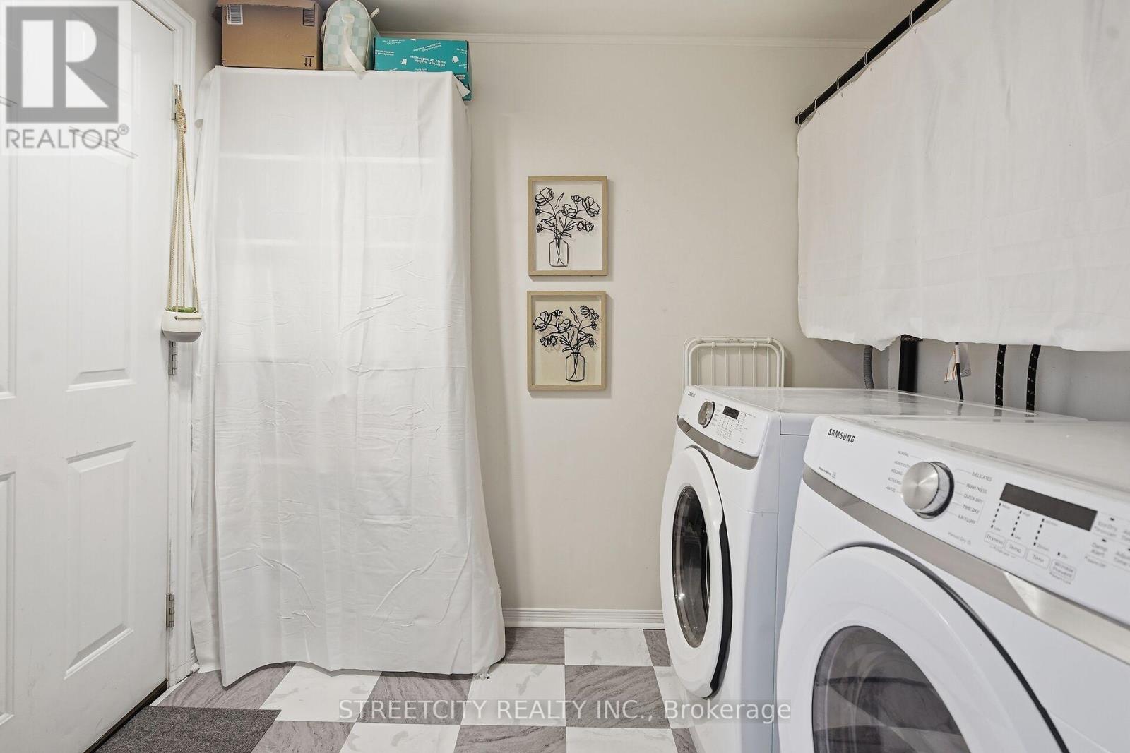 Photo 19 of 36 for 85 Springbank Drive