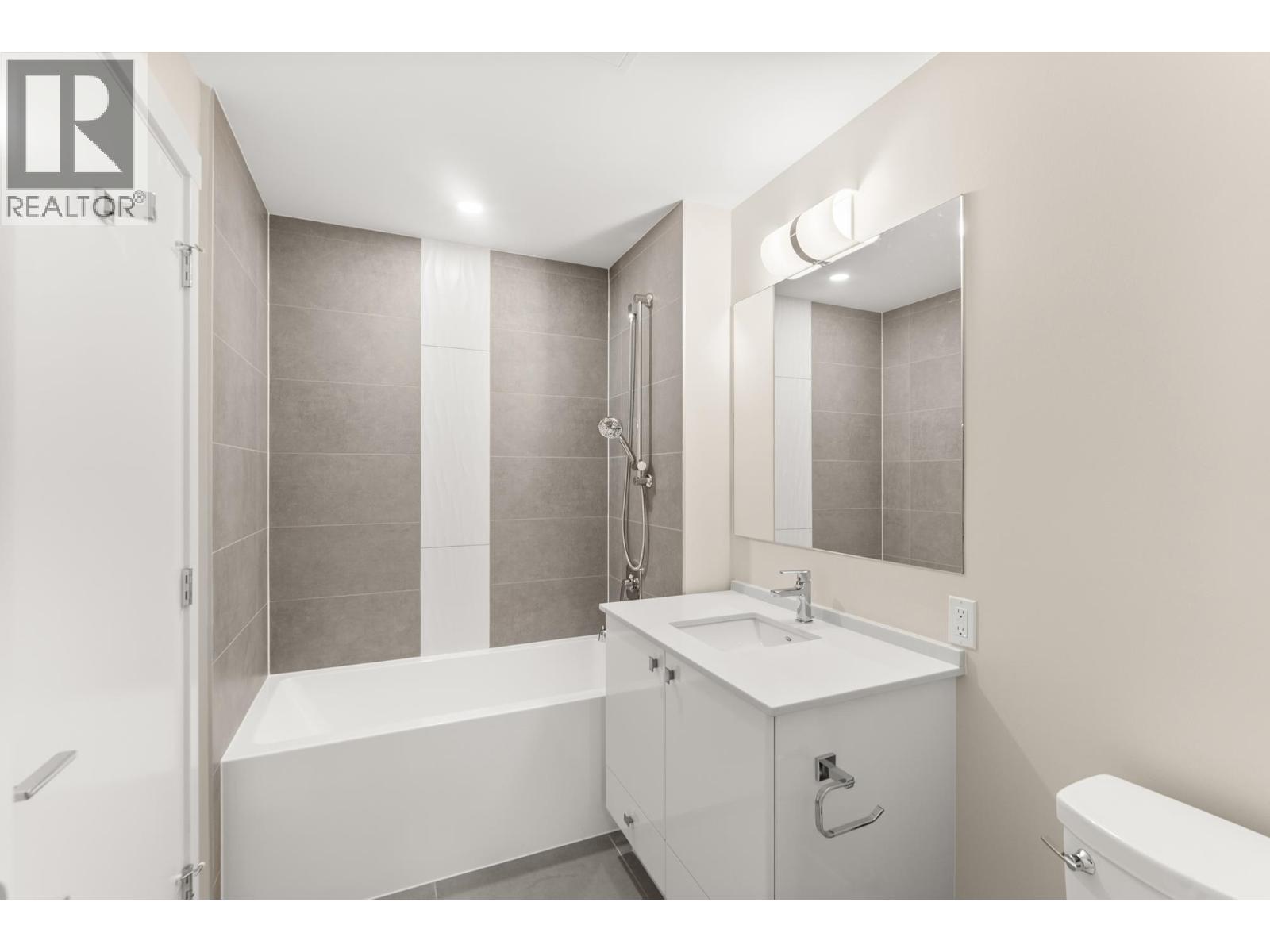 218 23200 Gilley Road, Richmond, British Columbia  V6V 2L6 - Photo 23 - R3093209