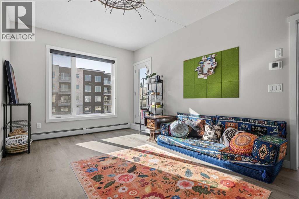 210, 660 Shawnee Square Sw, Calgary, Alberta  T2Y 0X6 - Photo 3 - A2282647