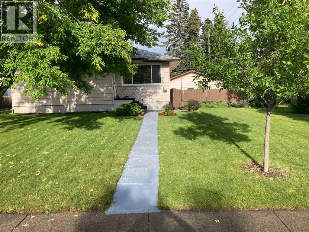 84 Waterloo Drive Sw, Calgary, Alberta  T3C 3G1 - Photo 1 - A2288353