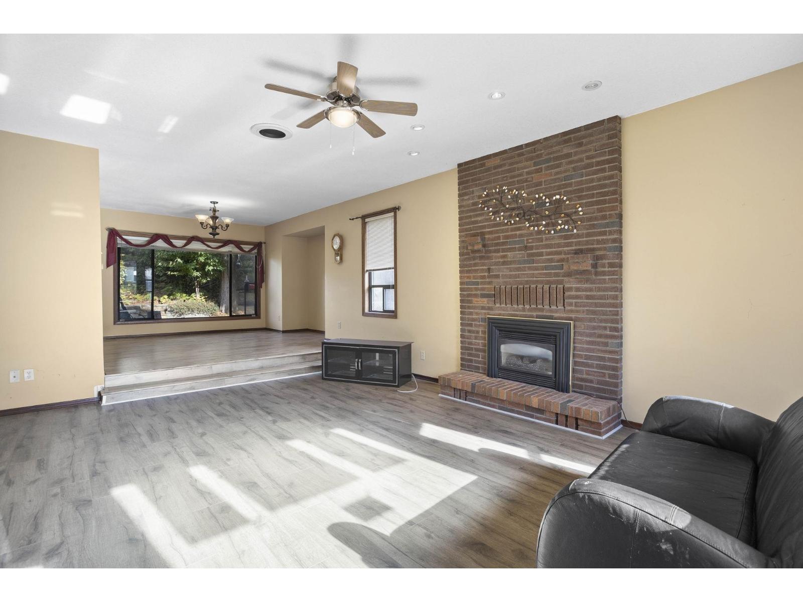 10031 Eagle Crescent, Little Mountain, Chilliwack, British Columbia  V2P 7R1 - Photo 7 - R3097113