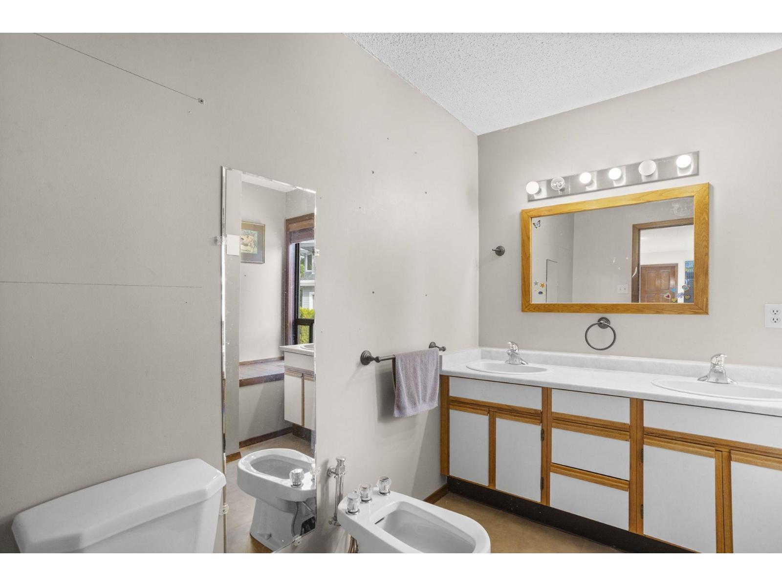 10031 Eagle Crescent, Little Mountain, Chilliwack, British Columbia  V2P 7R1 - Photo 26 - R3097113