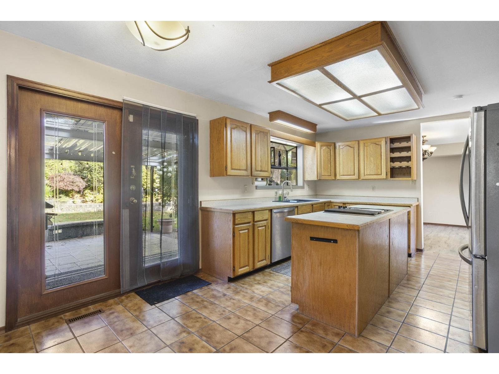 10031 Eagle Crescent, Little Mountain, Chilliwack, British Columbia  V2P 7R1 - Photo 13 - R3097113