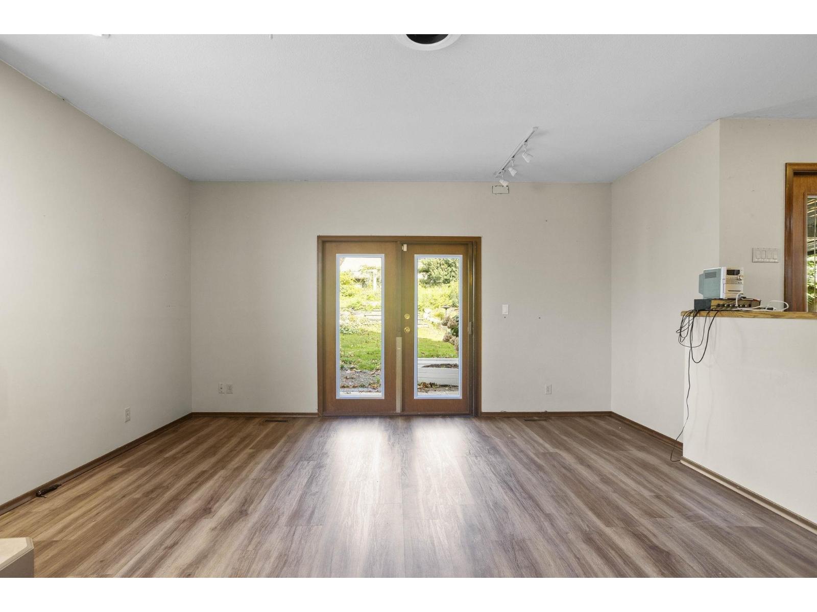 10031 Eagle Crescent, Little Mountain, Chilliwack, British Columbia  V2P 7R1 - Photo 19 - R3097113