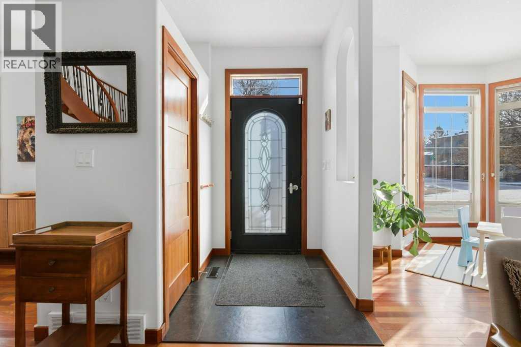 3505 3 Street Nw, Calgary, Alberta  T2K 0Z6 - Photo 5 - A2289739