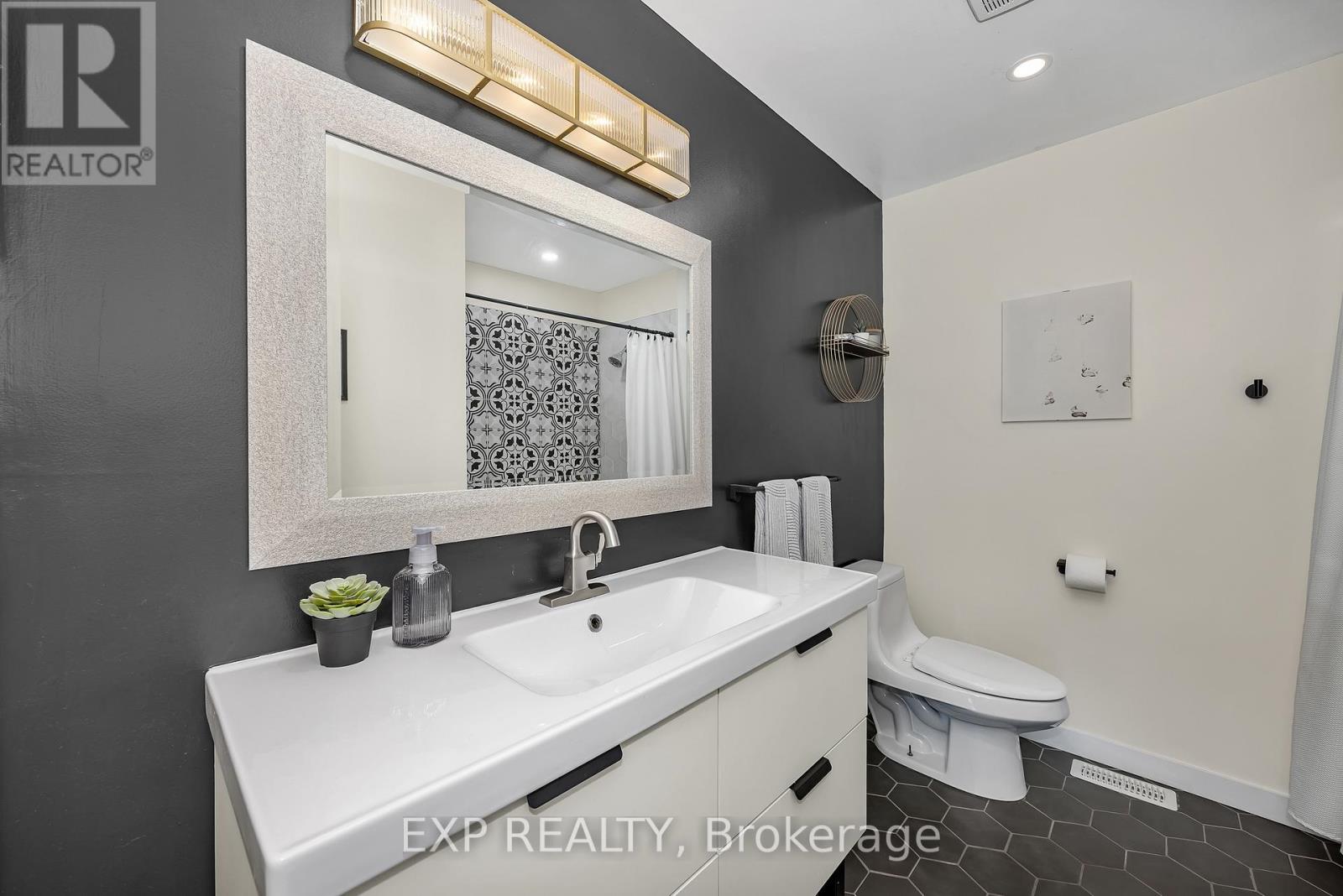 4914 Farmers Way, Ottawa, Ontario  K0A 1K0 - Photo 19 - X12856912