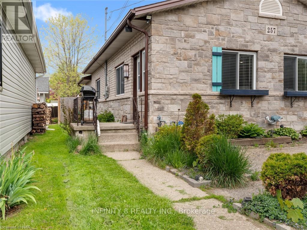 257 Ridge Road S Road S, Fort Erie, Ontario  L0S 1B0 - Photo 3 - X12856986