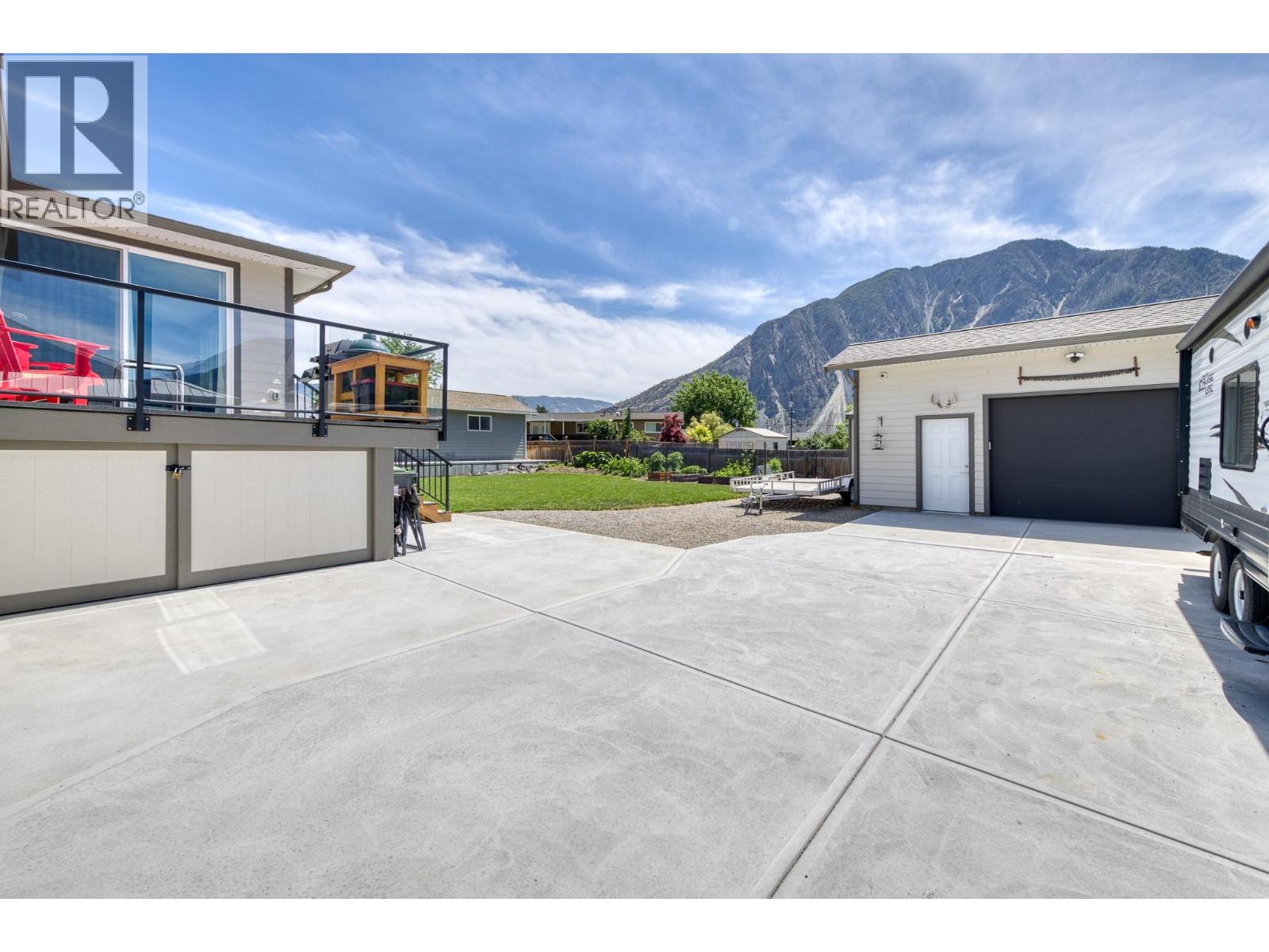 617 2nd Avenue, Keremeos, British Columbia  V0X 1N2 - Photo 40 - 10377576