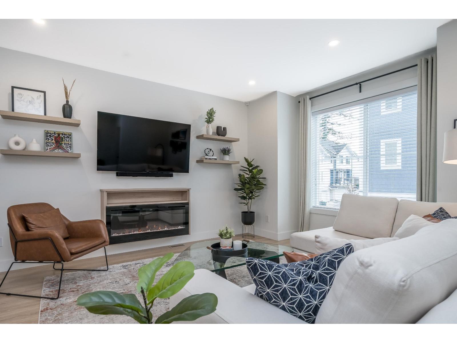 5 14355 62 AVENUE, Surrey, British Columbia